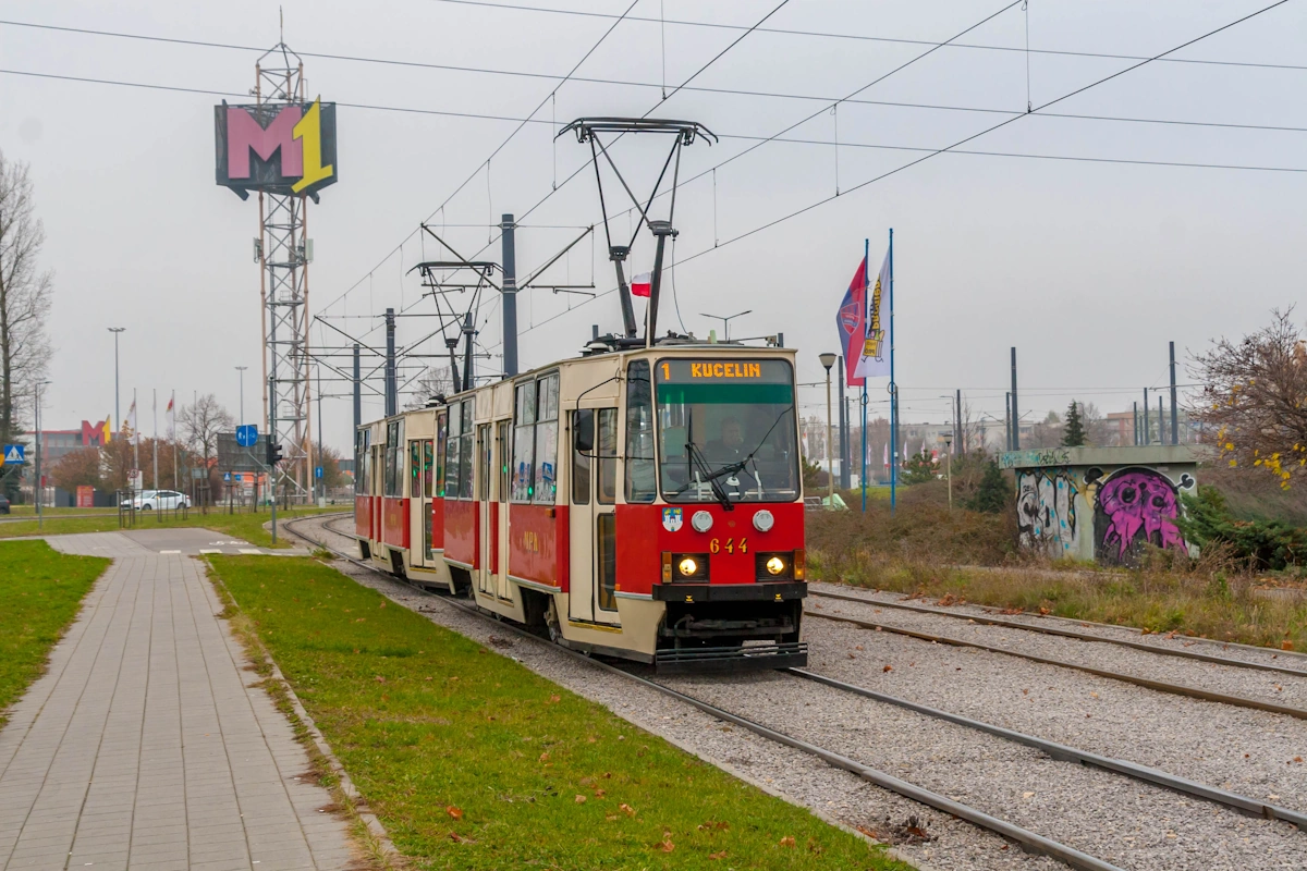 Konstal 105Na #644